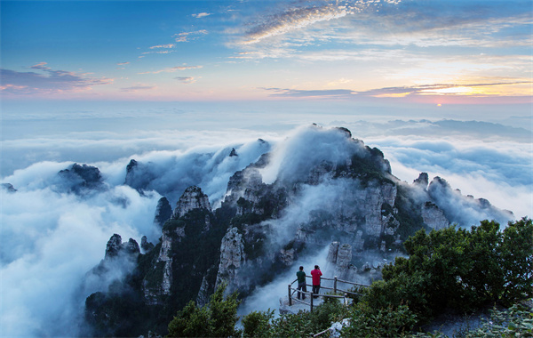 上海的景点有哪些地方英文名 上海的著名景点英文